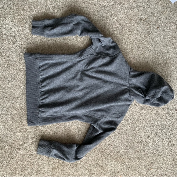 Guess Jeans Sweater - Picture 5 of 6